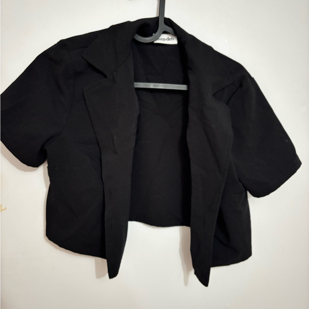 Elegant Black Short Sleeve Blazer